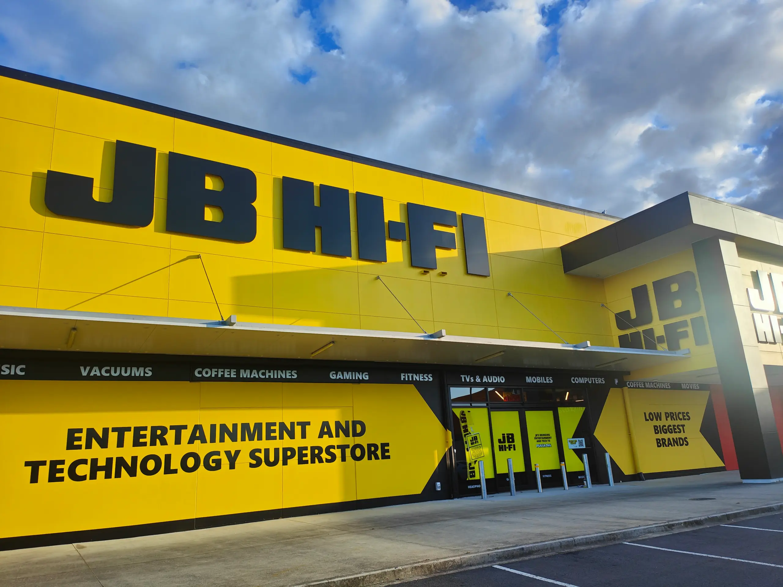 JB Hi-Fi Pukekohe Store